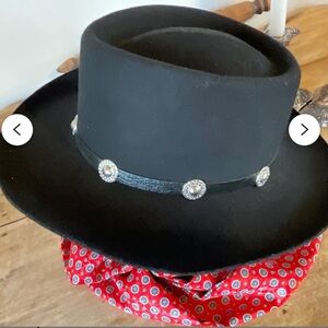 Lanning black felt hat men Western  cowboy headware Made in Canada Size Medium